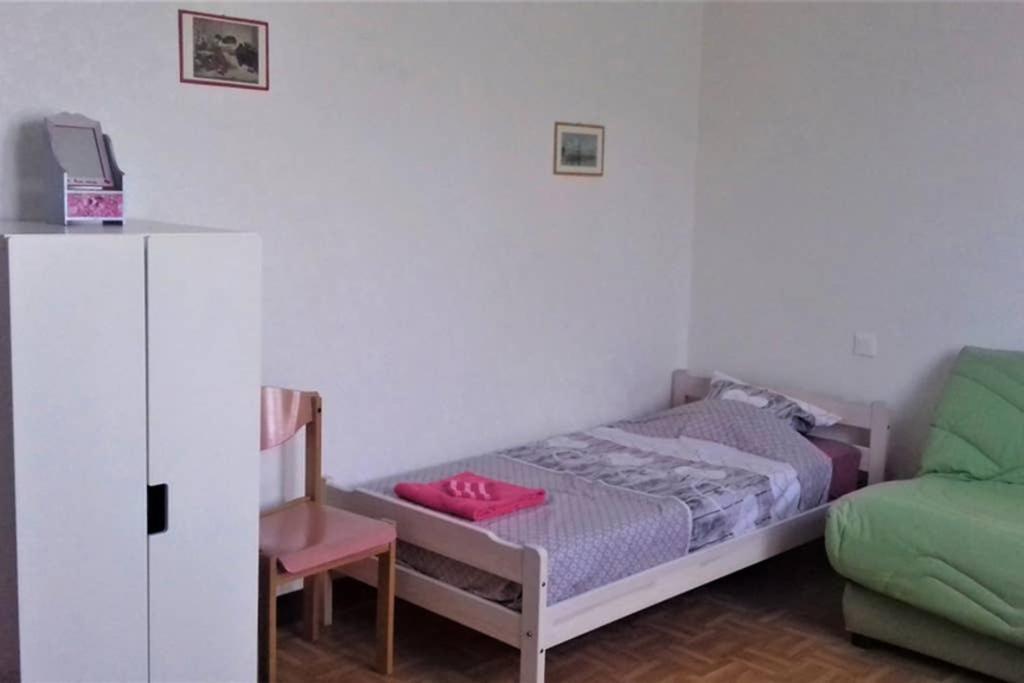 Spacieux Appartement Proche Centre Et Piscine Condom Εξωτερικό φωτογραφία