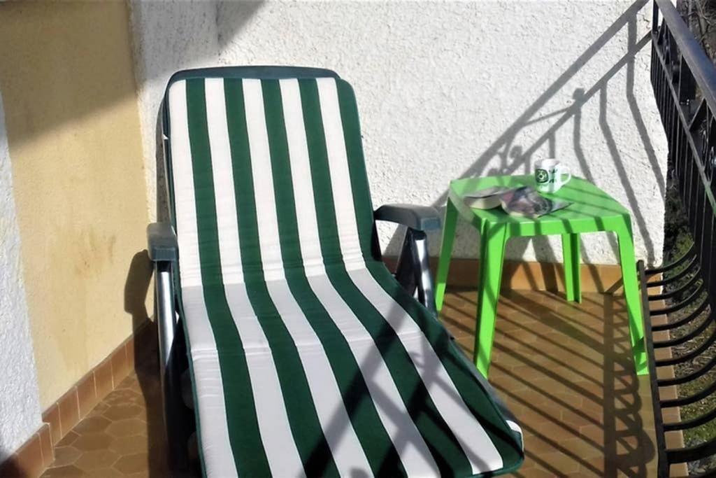 Spacieux Appartement Proche Centre Et Piscine Condom Εξωτερικό φωτογραφία