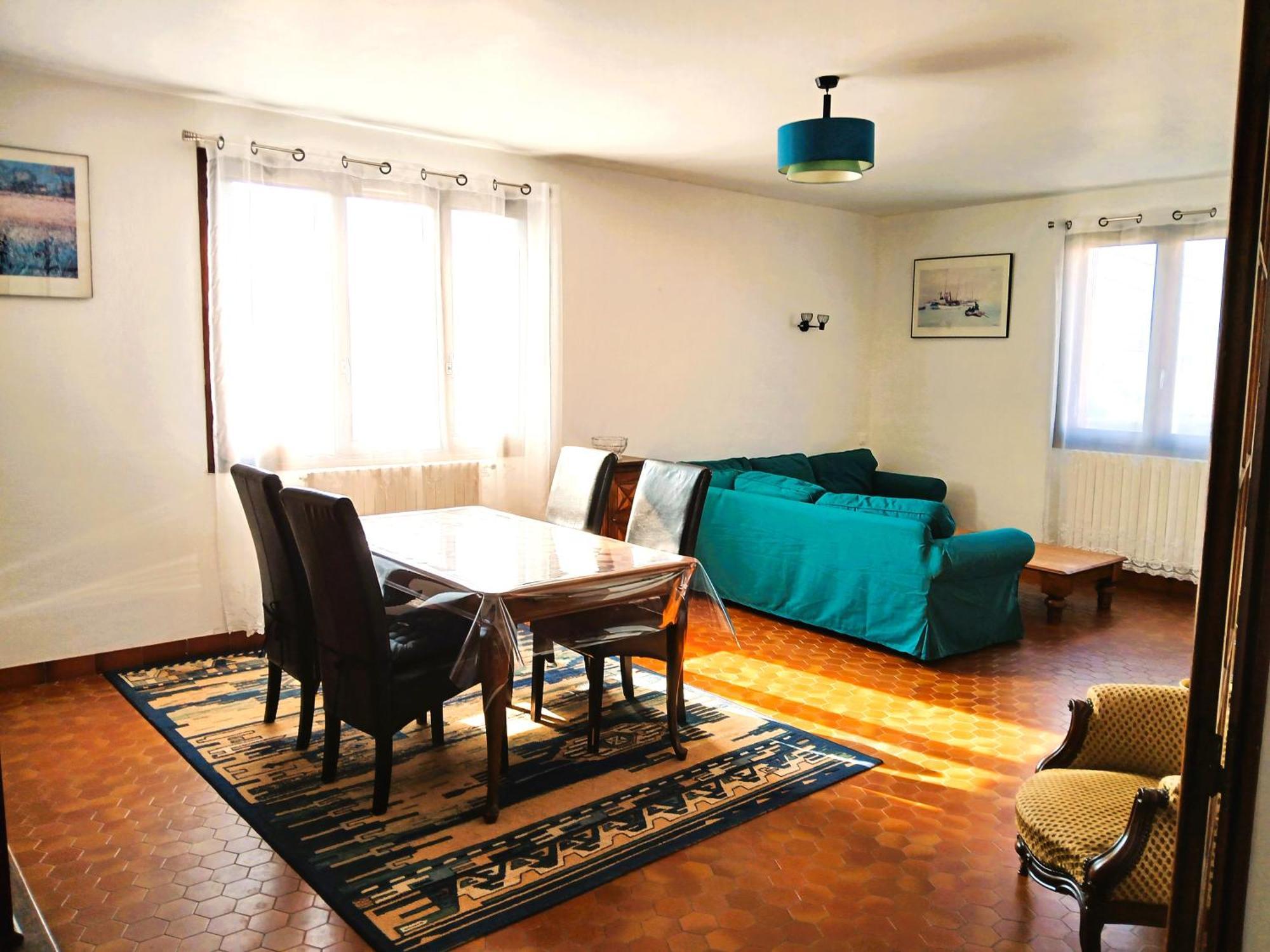 Spacieux Appartement Proche Centre Et Piscine Condom Εξωτερικό φωτογραφία